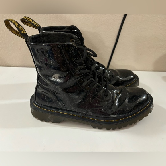 Doc Martens Women’s Luana Black Glitter Patent Leather Lace Up Combat Boots 8 - Picture 2 of 14
